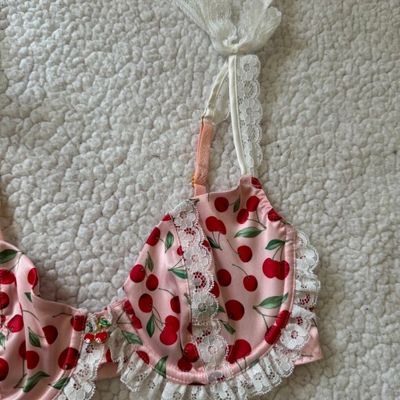 for love and lemons perrie FULL SET - Picture 9 of 13